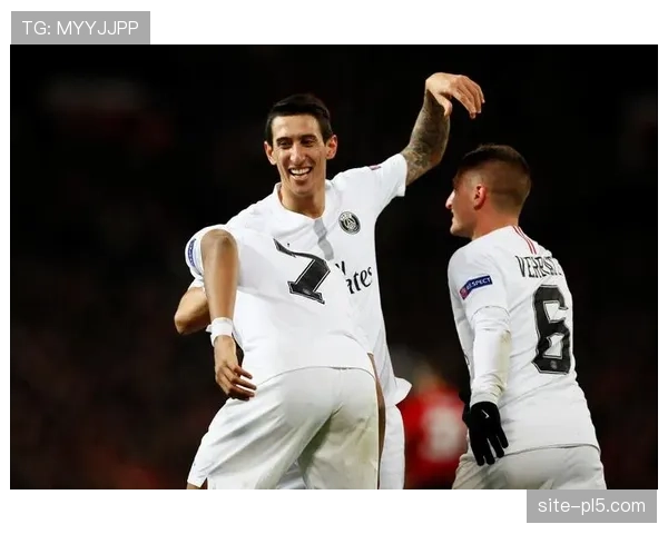 巴黎圣日耳曼控球异化战术解析：维蒂尼亚节拍器作用与后场出球体系构建